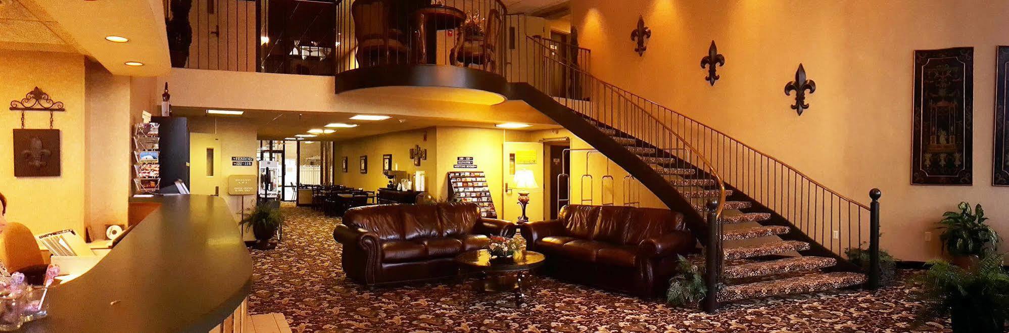 Gold Vault Inn Radcliff 外观 照片